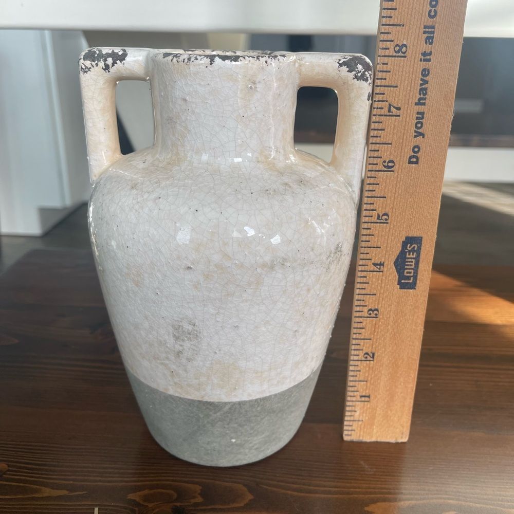 Ashland decorative vase . NWT